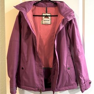 Small women’s Burton ski coat